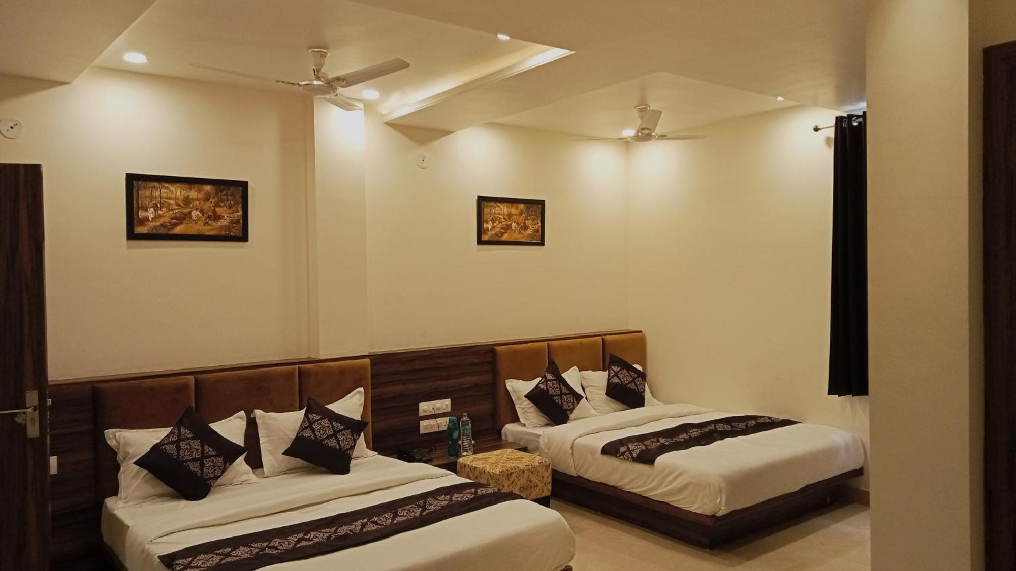 Hotel Vrinda Inn 烏代浦 外观 照片
