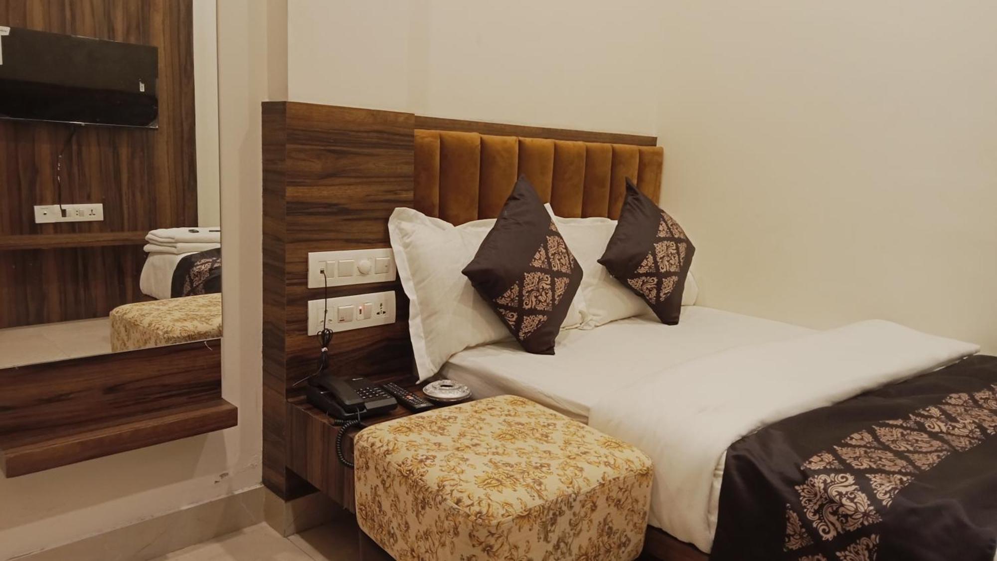 Hotel Vrinda Inn 烏代浦 外观 照片
